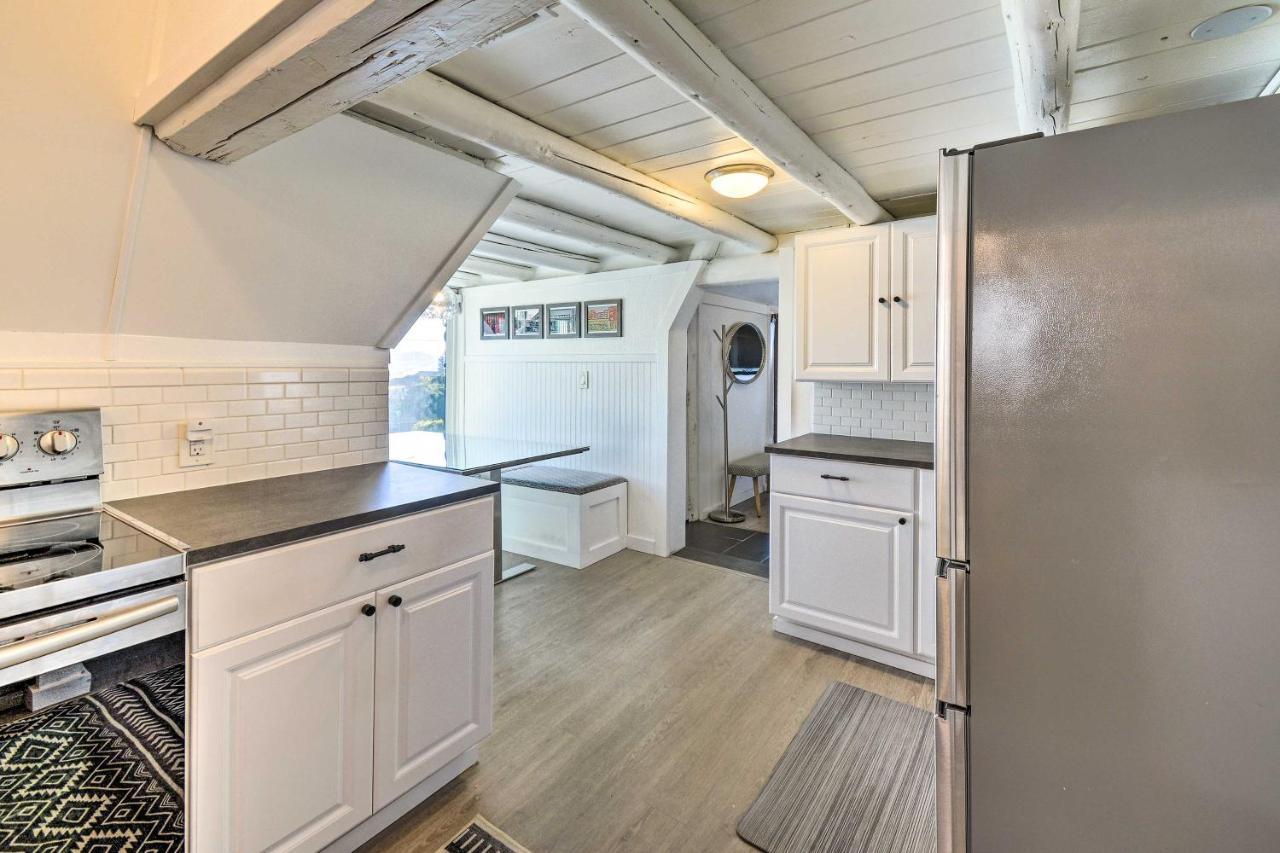 Puget Sound Cabin With Hot Tub And Water Views! Bremerton Buitenkant foto