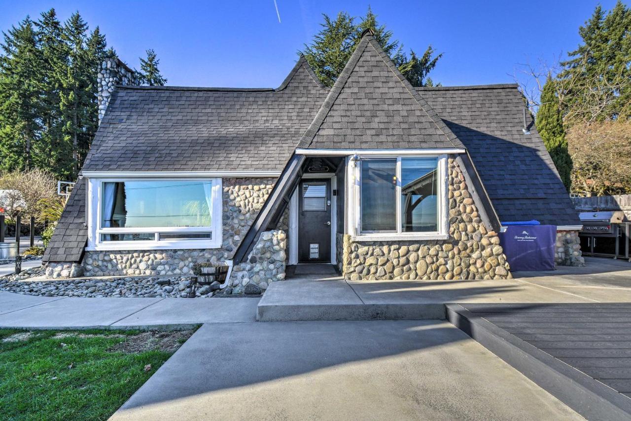 Puget Sound Cabin With Hot Tub And Water Views! Bremerton Buitenkant foto